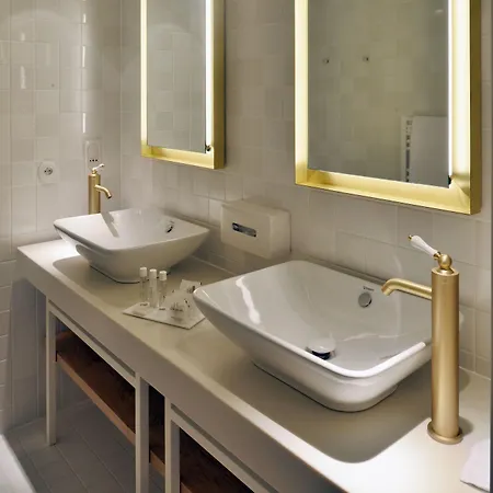Les Haras 4* Straßburg
